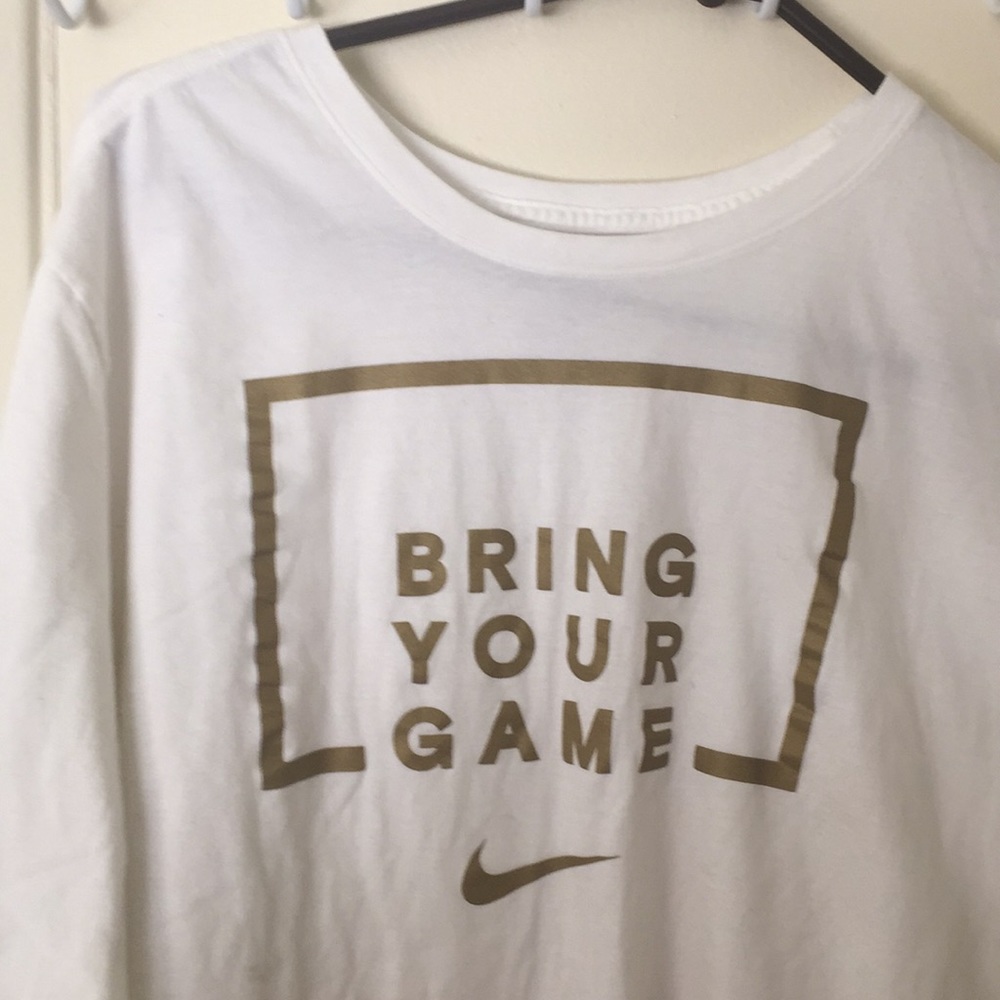 Nike long sleeve T-shirt